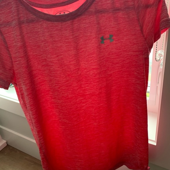 Under armour tee - Picture 1 of 1